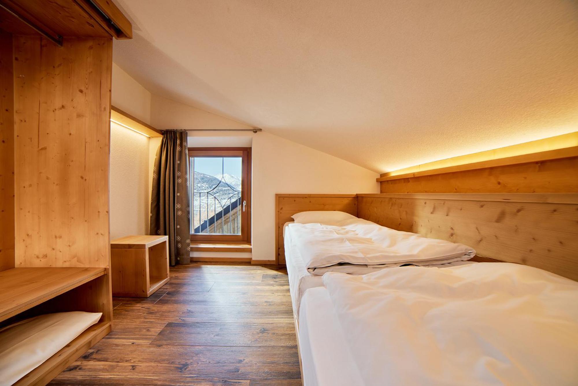 Hotel Vallechiara Bormio Exteriör bild